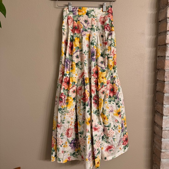 PETERSYN‎ Rocco Floral Tiered Skirt - Picture 2 of 7